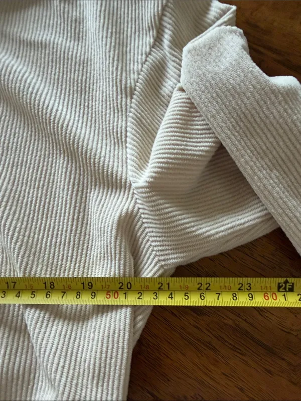 MAMA Crewneck - Image 3