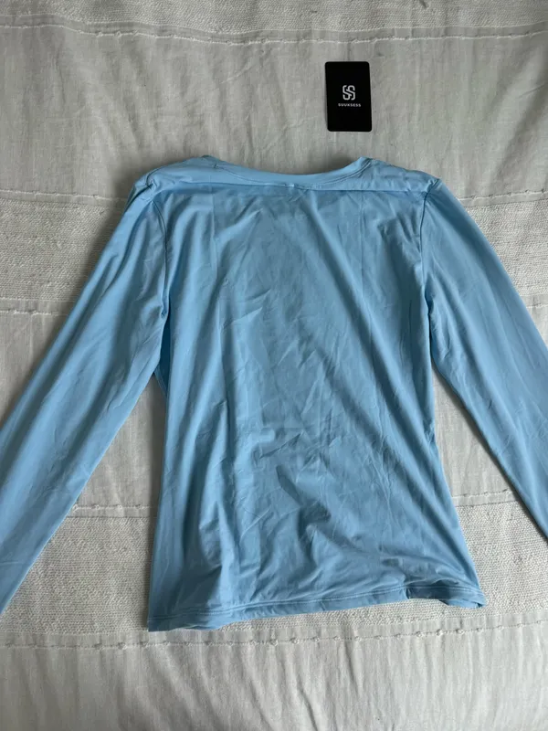 SUUKSESS Amazon double lined crew neck long sleeve - Image 3