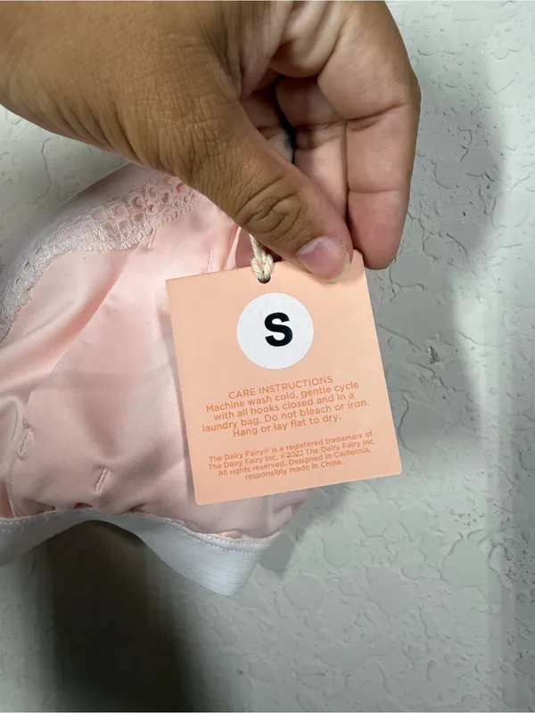 NWT The Dairy Fairy Rose 2.0 Wireless Nursing & Hands Free Pumping Bra - Image 9