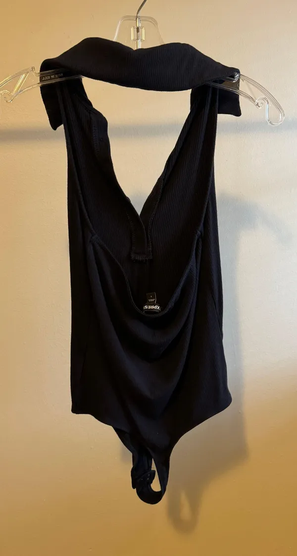 Express Ribbed Halter Neck Henley Polo Bodysuit - Image 3