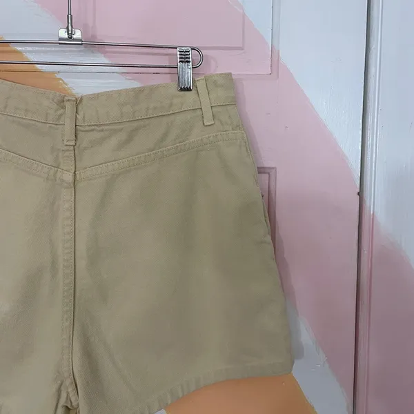 Vintage French Dressing 90s Butter Yellow High Waisted Denim Shorts Sz 10 💚🎀 - Image 10