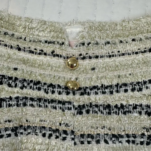 Elegant Wool Blend Golden High Waist Festive Striped Fringe Shorts in Size L - Image 8
