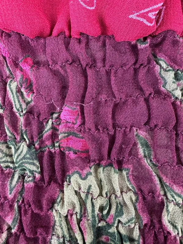 Passport Floral Smocked Elastic Waist Peasant Top Blouse Size L Burgundy - Image 7