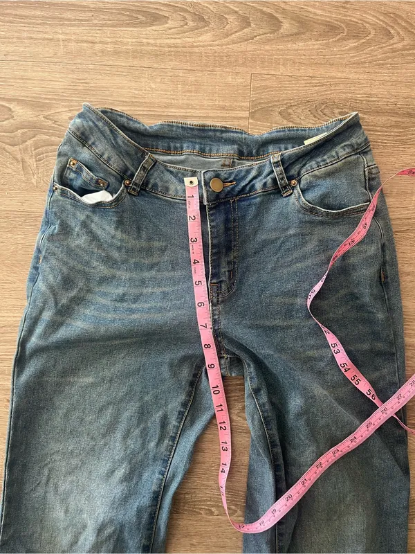 Daze Flare Jeans Womens Medium Blue Wash Low Rise Stretch Denim Y2K Raw Hem - Image 11