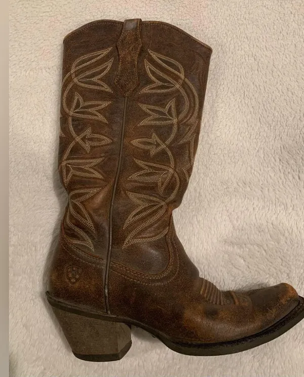 Ariat Women’s Sheridan Western Boots Leather Vintage Bomber Cowboy - Size 5.5 - Image 2