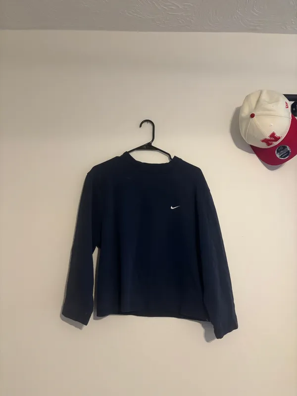 Nebraska huskers black crewneck medium - Image 4