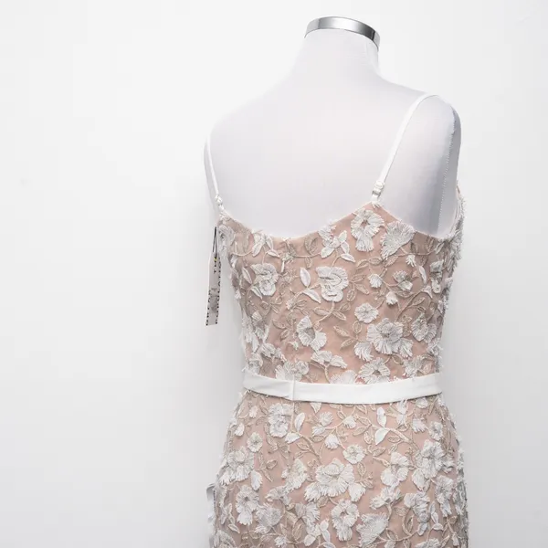 Dress The Population | Emma Embroidered Body-Con‎ Midi Dress - Image 12