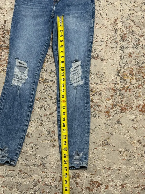 Good American high rise skinny jeans size 6/28 - Image 7
