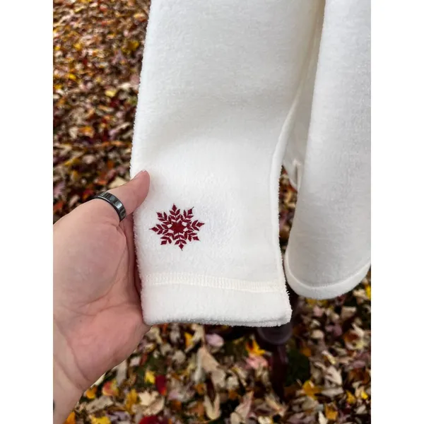 Vintage 1990s Croft & Barrow Sport White Snowflake Sweater Size Small Oversized - Image 5