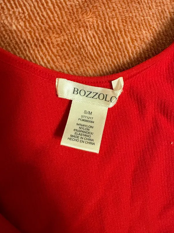 red tank top - Image 2
