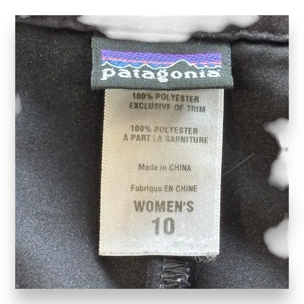 Women's Patagonia Duway Skort Golf Skirt Size 10 Black‎ Side Zip and Zip Pocket - Image 4