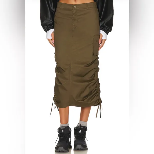 NWT Superdown Jasmina Cargo‎ Skirt in Green Size XXS - Image 2