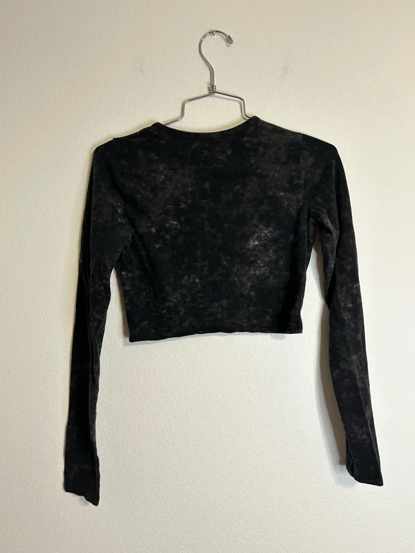 Hollister Cropped Baby Tee Long Sleeve - Image 2