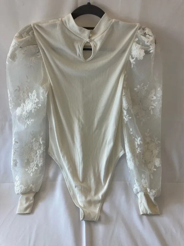 Bodysuit women’s ivory lace sleeve size, medium - Image 8