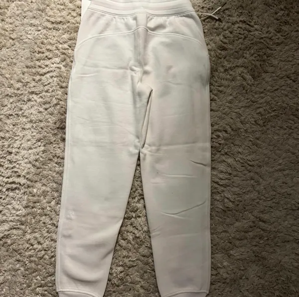 lululemon joggers - Image 2