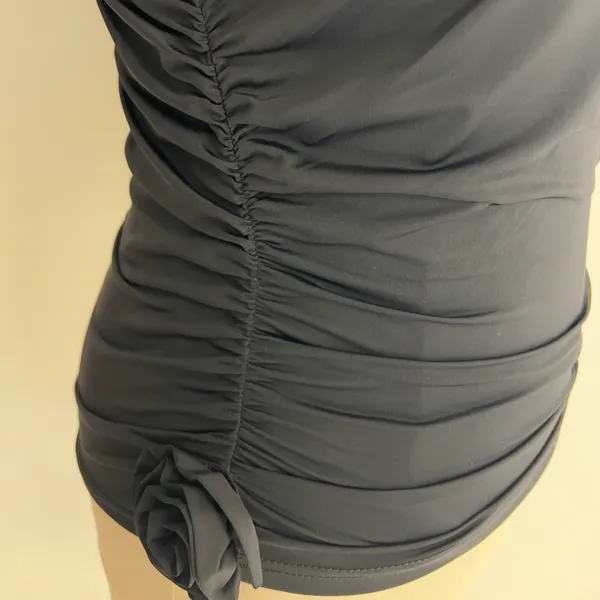 LIONESS One Shoulder 3DRosett Tank Top NWT - Image 9