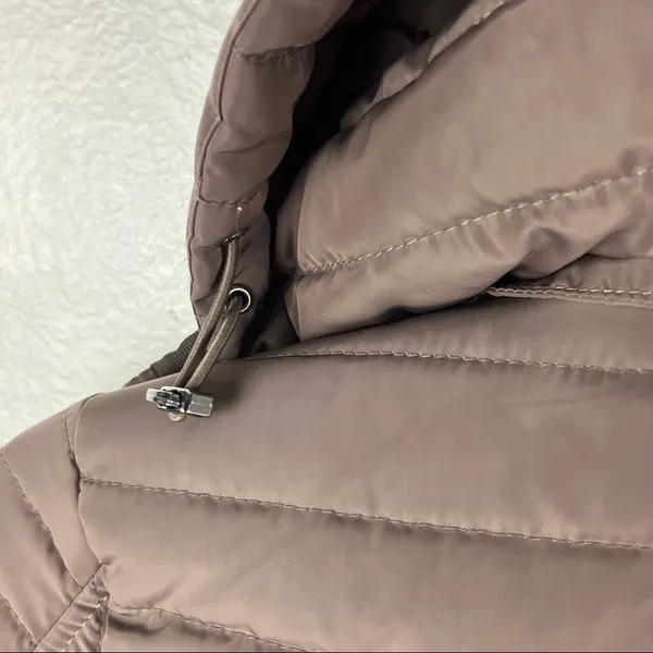 GALLERY Brown Quilted Puffer Faux Fur Zip Hoodie Zipper Lined Coat, Size. Medium - Image 5