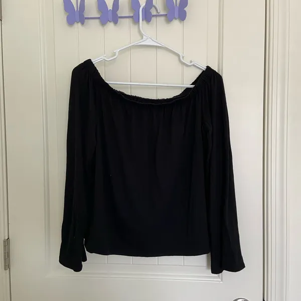 SO women’s relaxed off shoulder shirt —‎ large - Image 5