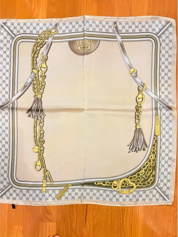 Elegant Beige Square Scarf with Gold Chain and Tassel Design, Lightweight - Image 3