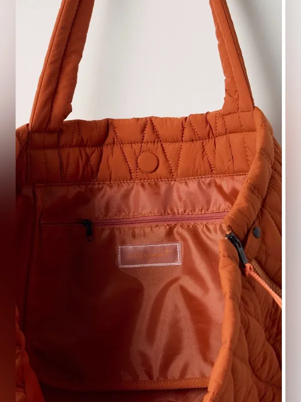 Free people movement fold out blanket tote NWT Terra - Image 3