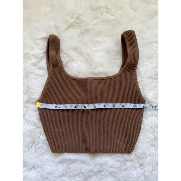 Babaton Camel Brown Ribbed Crop Tank - Image 3