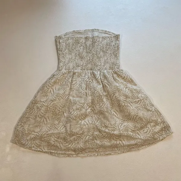 Universal Threads Smocked Strapless Mini Dress Cream Beige Print Size Medium - Image 3