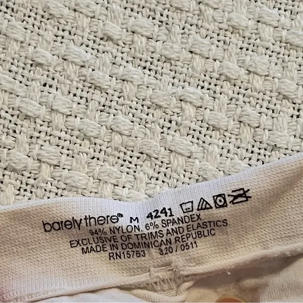 Barely There Strapless Top with Ruched Front White Size M - Image 2