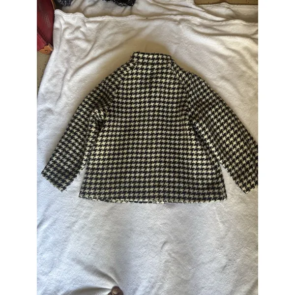 BANANA REPUBLIC Black/White houndstooth Wool Coat Cape Small - Image 16