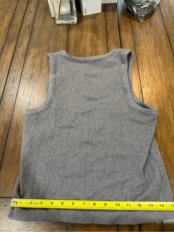Source Unknown Heather Gray Ribbed Tank Top athleisure - Image 4