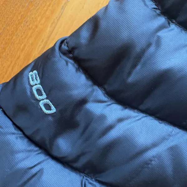 The North Face Women’s 800 Goose Down Fill Puffer Hooded Jacket - Image 6