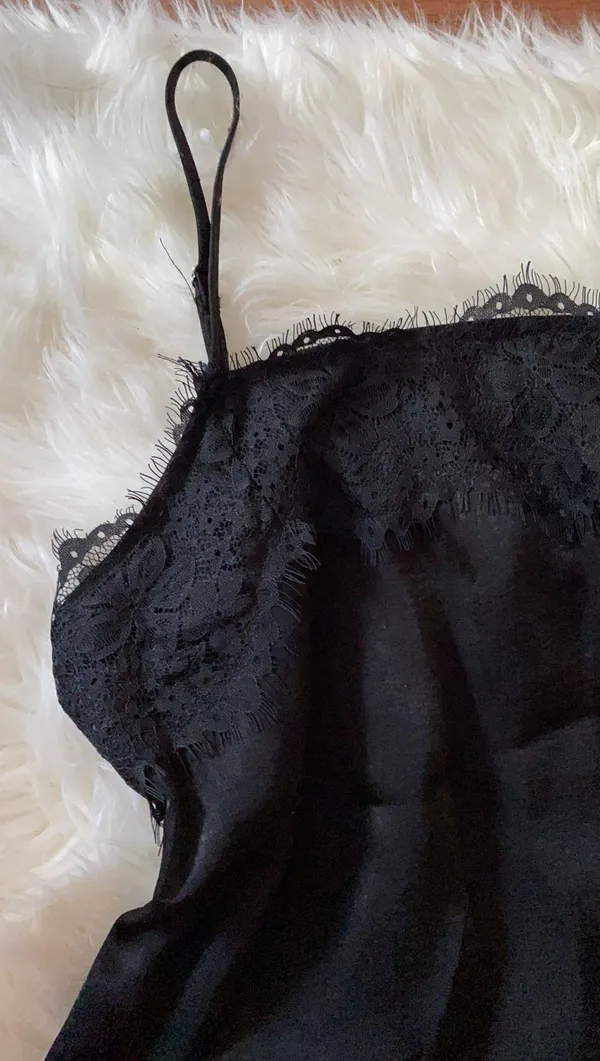 Forever 21 silk lace trim tank - Image 3