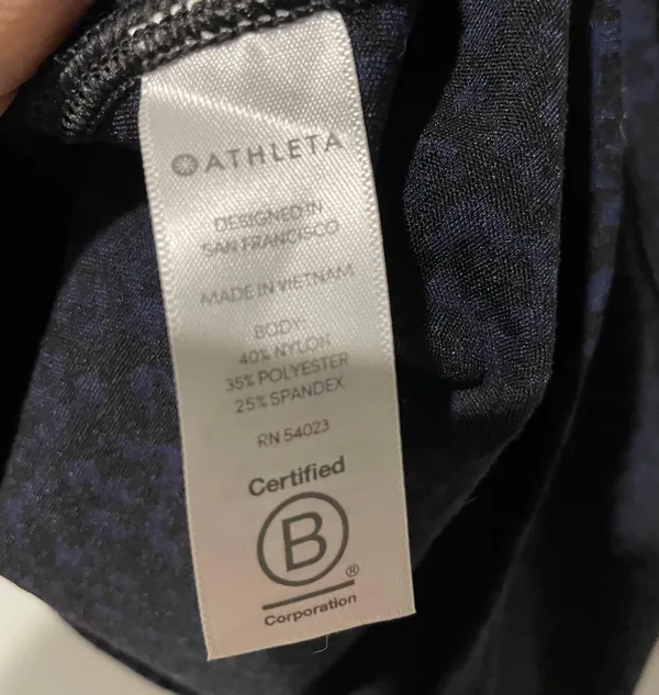 Athleta Shanti Crop Tank Top Size Medium - Image 7