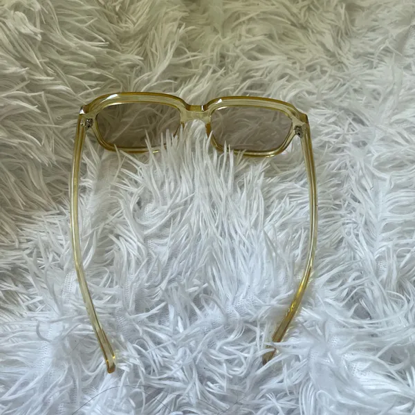 Cotton on Rubi Yellow framed black tint Stevie square sunglasses - Image 3