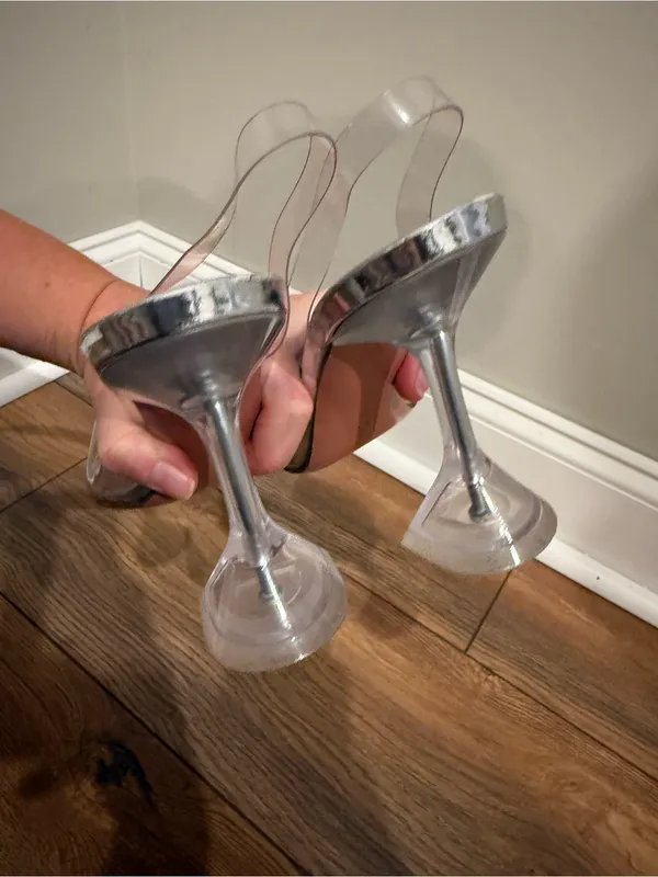 Amina Muaddi Clear PVC Pointed Holli Glass slingback Heels size Italian 36 - Image 7