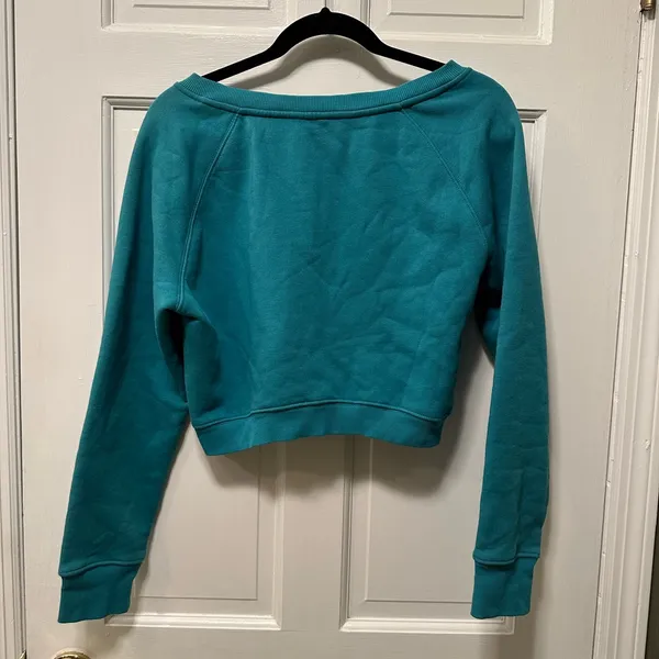 Balance Athletica Cropped Crewneck‎ - Image 4
