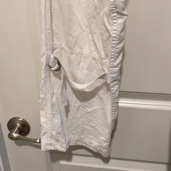 Free People white corduroy pants, size 2 - Image 5