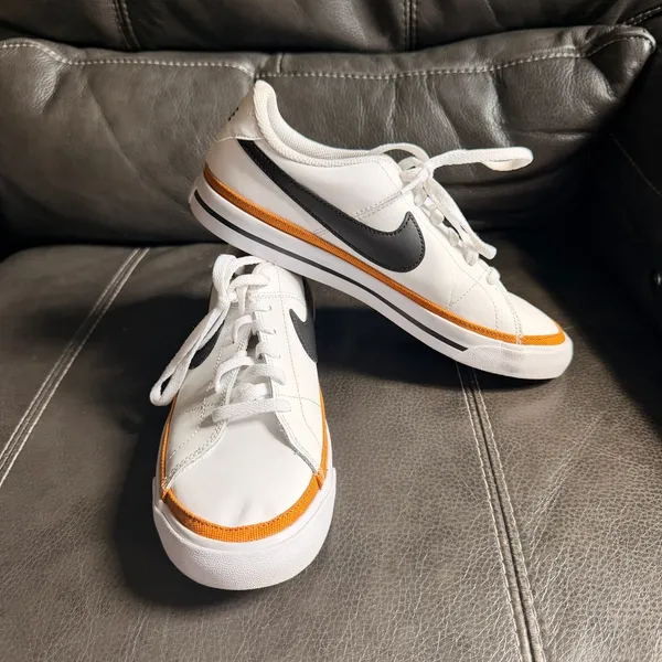 Nike Court Legacy Sneakers White Tan Low Top Casual Everyday Women's 8 or 6.5Y - Image 2