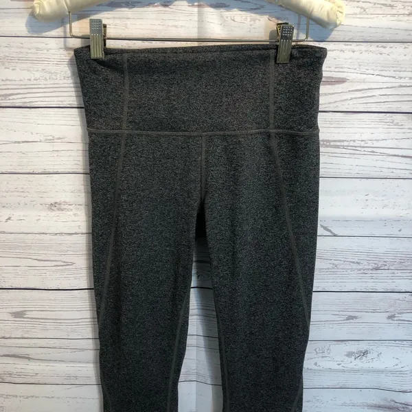 Athleta Salutation Capri Tight - Image 4