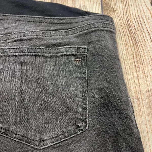 Madewell Maternity Skinny Jeans Black Distressed Raw Hem Over Belly Size 31 - Image 7