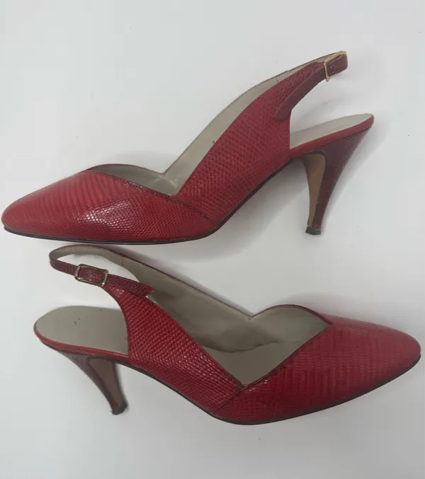 Saks Fifth Avenue Red Slingback Heels Size 7.5B - Image 6