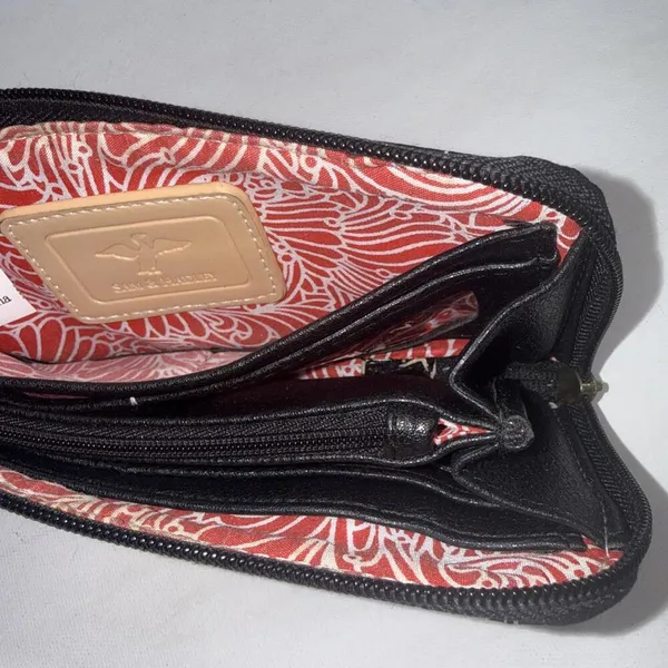 Sam & Hadley Glossy Classic Designer Minimalist Preppy Basic‎ Wallet Wristlet - Image 10
