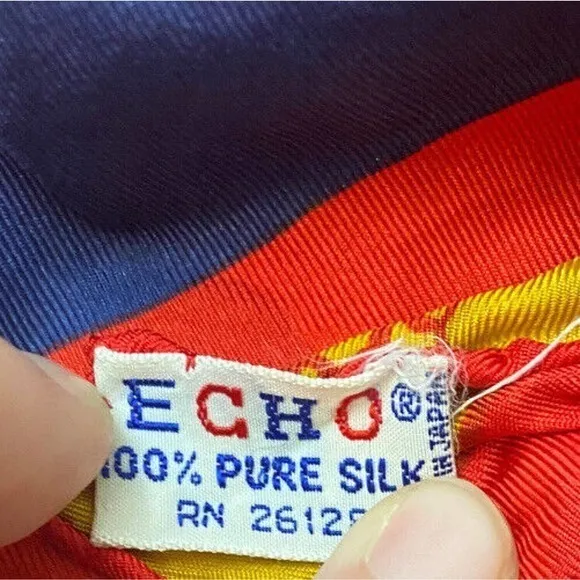 Vintage Echo 100% Silk Scarf Made in Japan#26128‎ Red Navy Gold White - Image 2
