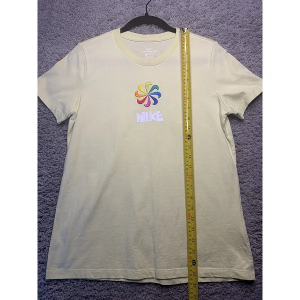 Nike Women's Embroidered Rainbow Pinwheel Logo T-Shirt Yellow Size M - Image 3