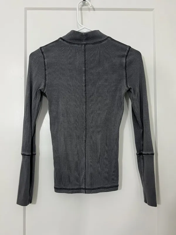 Free People XS Grey Ribbed Mock-Neck Long-Sleeve Top - Image 6