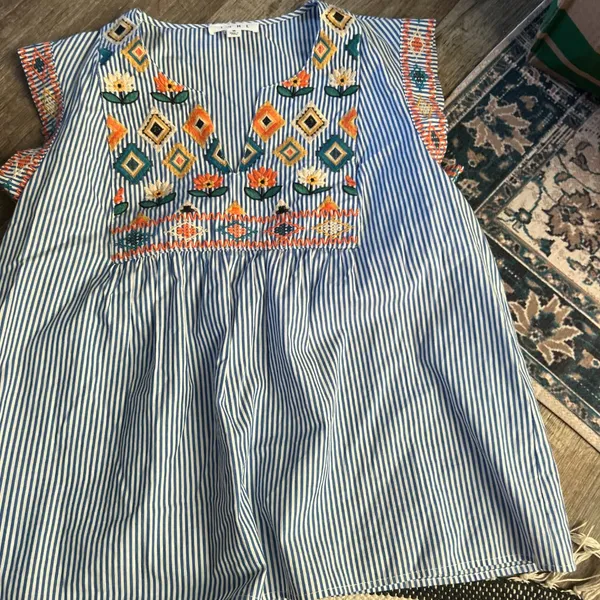THML blue and white striped embroidered top size M - Image 2