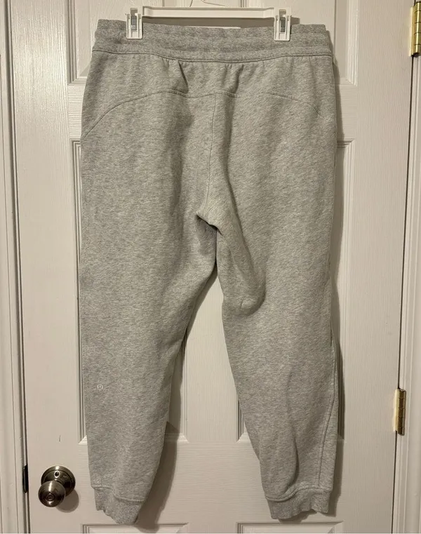 Lululemon Scuba Jogger Size 12 Light Heathered Grey - Image 6