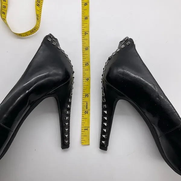 MICHAEL KORS LEATHER‎ ZIPPER BACK PUMPS - Image 6