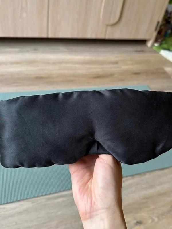 NUOJIA Black 100% mulberry silk sleep mask, similar to the $80 Drowsy sleep mask - Image 2