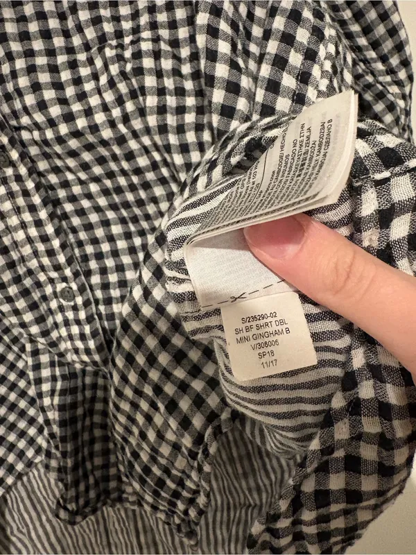 Gap gingham button down blouse‎ high low black white large - Image 5
