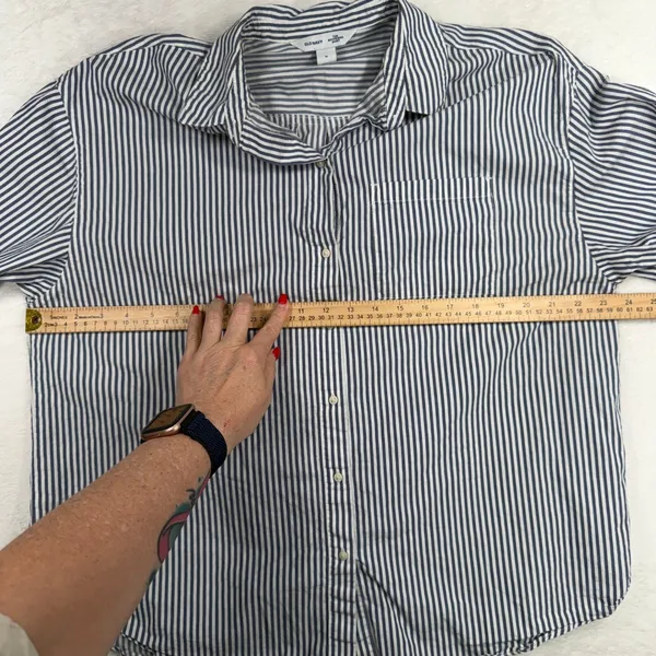 Old Navy M Oversized Striped Boyfriend Shirt Cotton Long Sleeve Button Down Top - Image 9